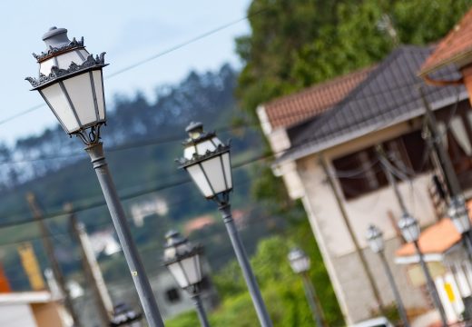 O Concello de Moeche renovará a iluminación nas rúas da Feira e Andrés Gregorio Pérez Soto